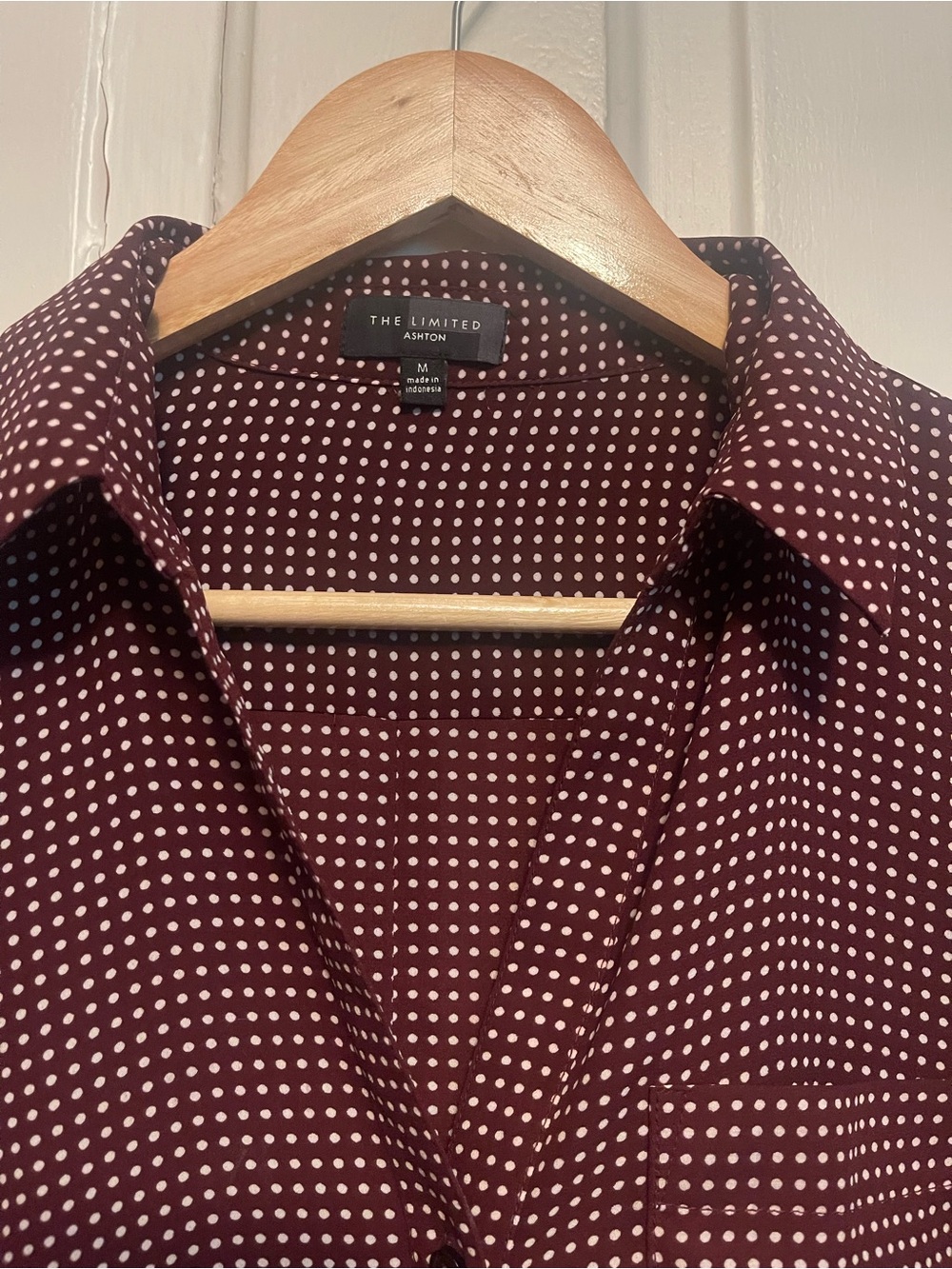 The Limited Women's Burgundy Dot Button-Up Blouse-M - Picture 4 of 14